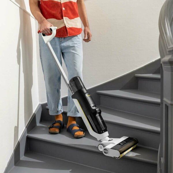 Пылесос Karcher FCV 3, вертикальный, сухой и влажный