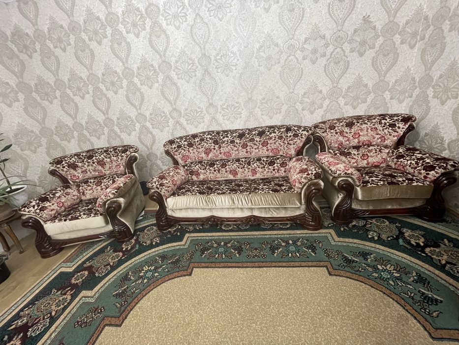 Диван с 2 креслами