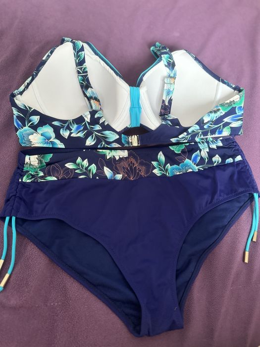Costum de baie 2XL NOU