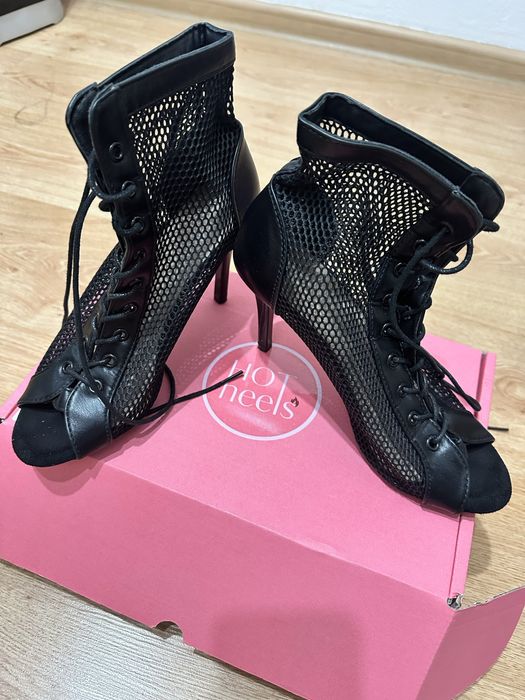 Хот Хилсы для танцев б/у