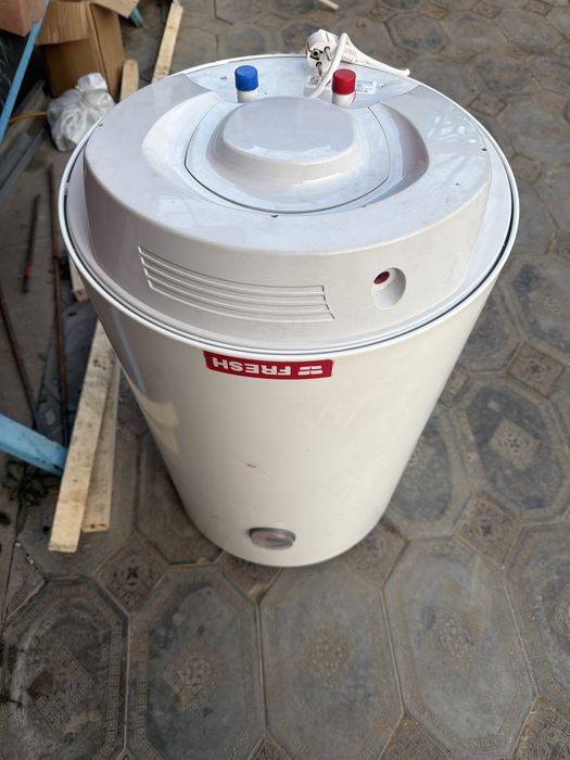 Продам бойлер на 80 л