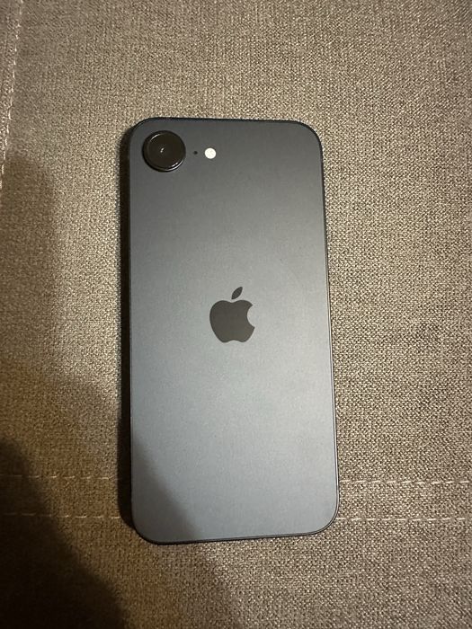 Iphone 16e Black,128GB