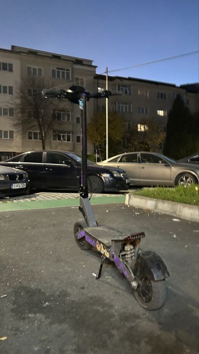 Vand kukirin g2 in stare foarte buna