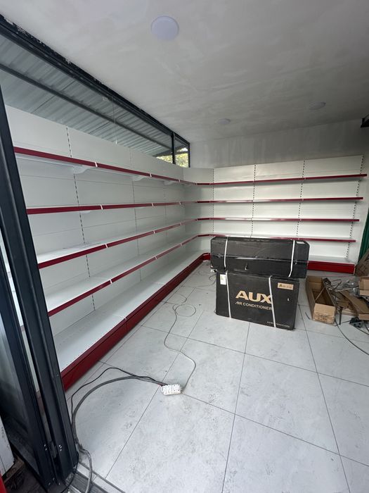 Стилаж 1/2 м хамма полкалари бор