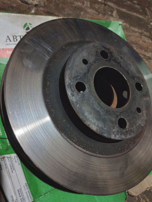 Заводские Лада опорнный диск и диск степления калина, приора, гранта