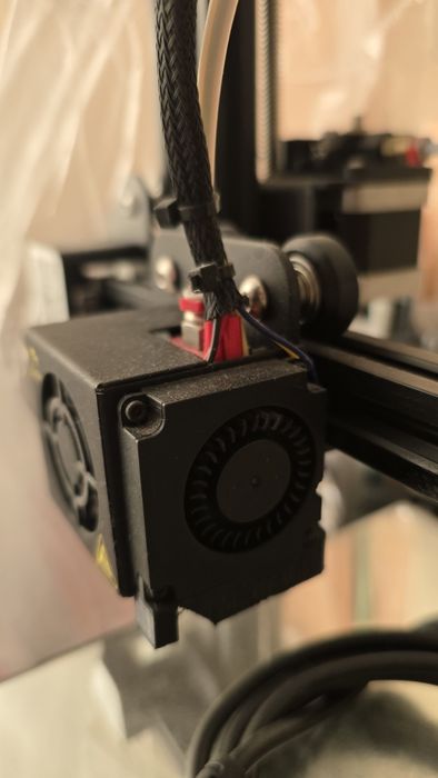Imprimanta 3d ender 3