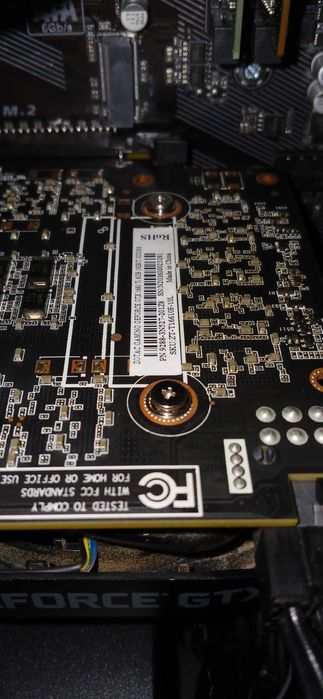 Gaming PC = Ryzen 5 2600x / 1660 Ti / 16GB / SSD 250