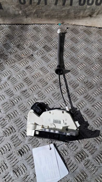 broasca usa dreapta spate Skoda Octavia 3 an 2016 cod 5E0839016A