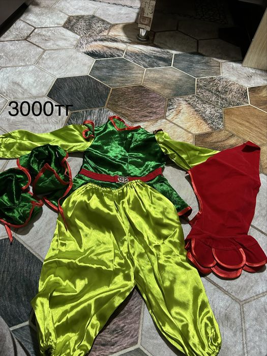 Костюмы новогодние