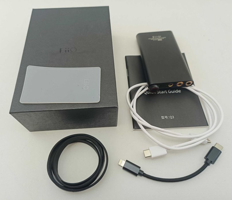 FiiO Q3 THX MQA DAC si amplificator de casti
