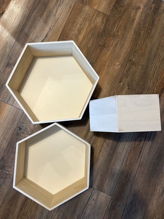 Рафтове за стена комплект от 3 шестоъгълника