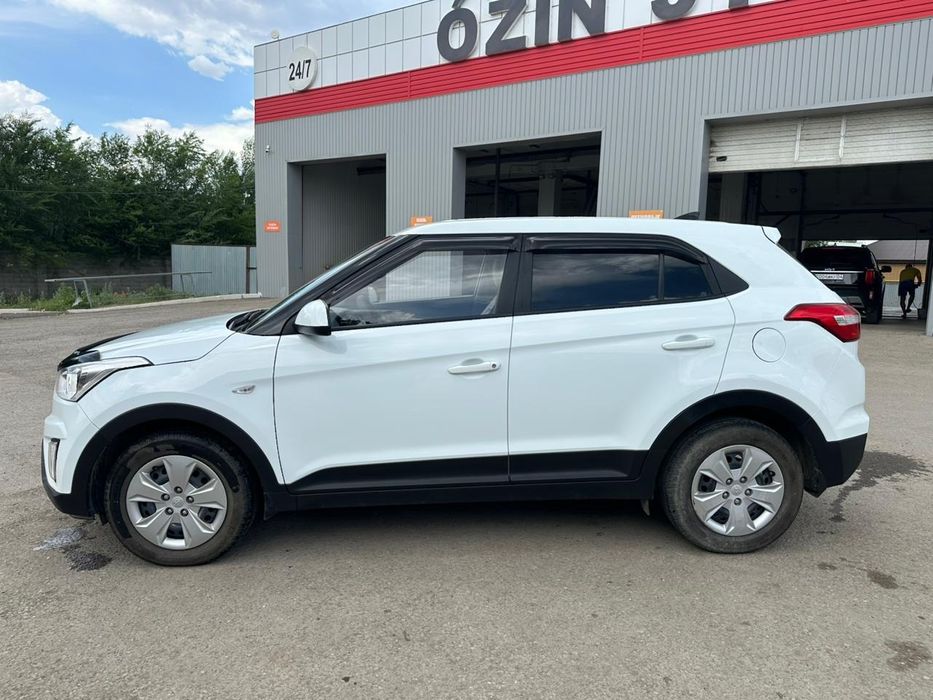 Продам машину хендай крета 2019