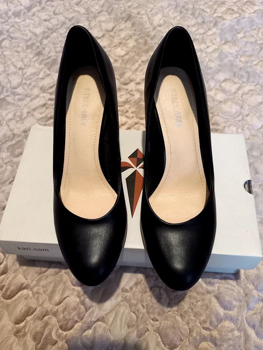 Туфли     на   каблуке