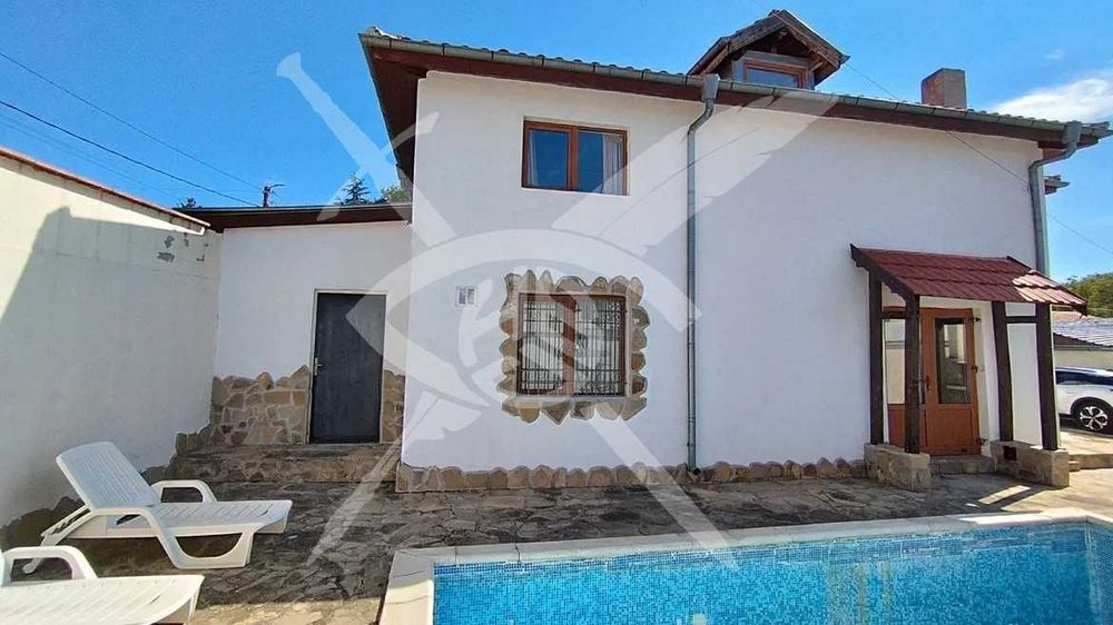 Продава се Къща в Каблешково - 350 кв.м за 543 €/кв.м - Снимка #1