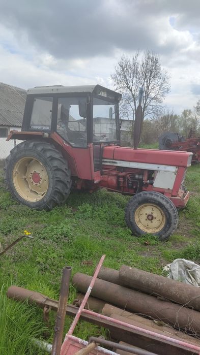 Tractor IH 844, 85 Cp, cauciucuri noi, motorul necesită segmentare. 40