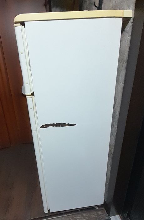 Продается холодильник
