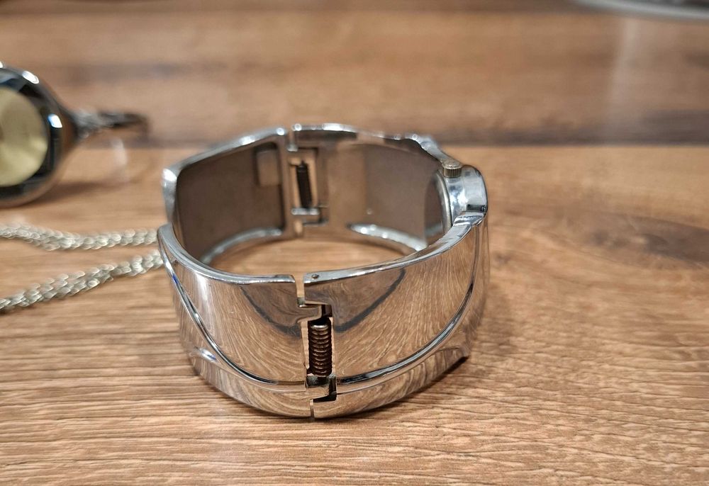 Лот дамски часовници