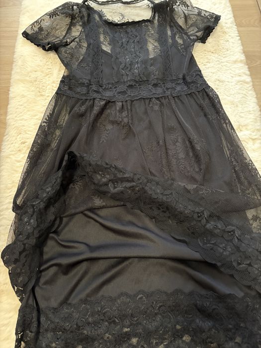 Дамска рокля дантелена