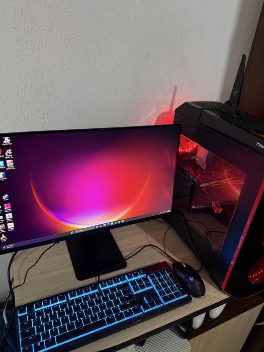 i5 10 GEN 10600K.4,8GHZ 12CORE 32GB  ddr4,ssd nvme 512GB video 8GB GTX1070 monitor24 nou LG 120HZ