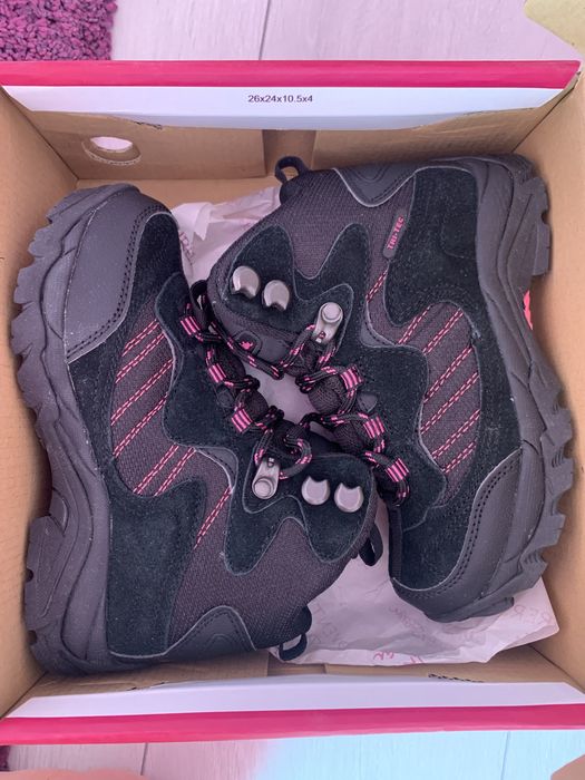 Планинарски обувки