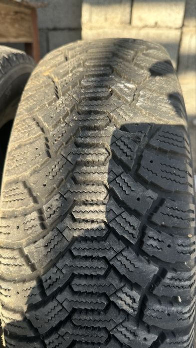 Шины зимнии разные