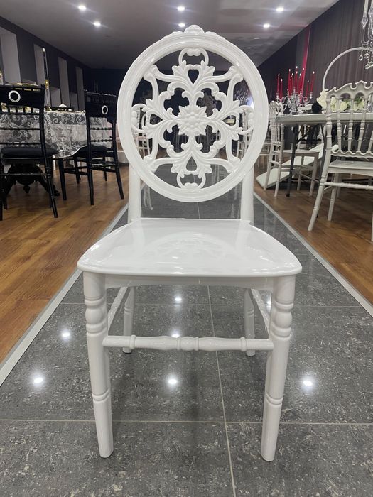 SCAUNE CHIAVARI diferite modele