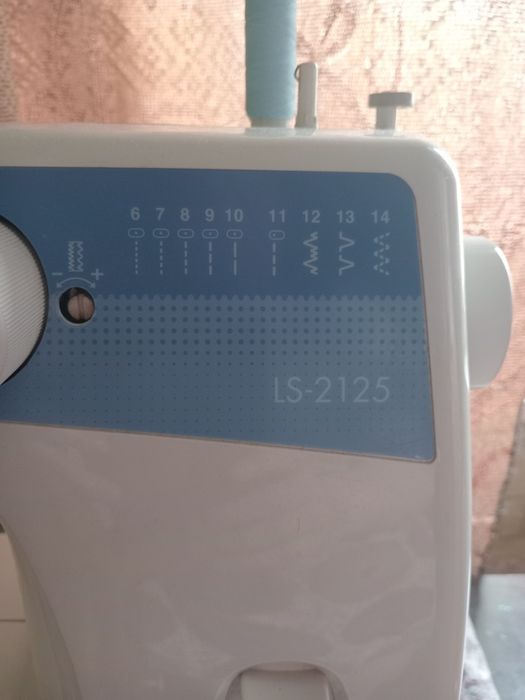 Швейная машинка б/у