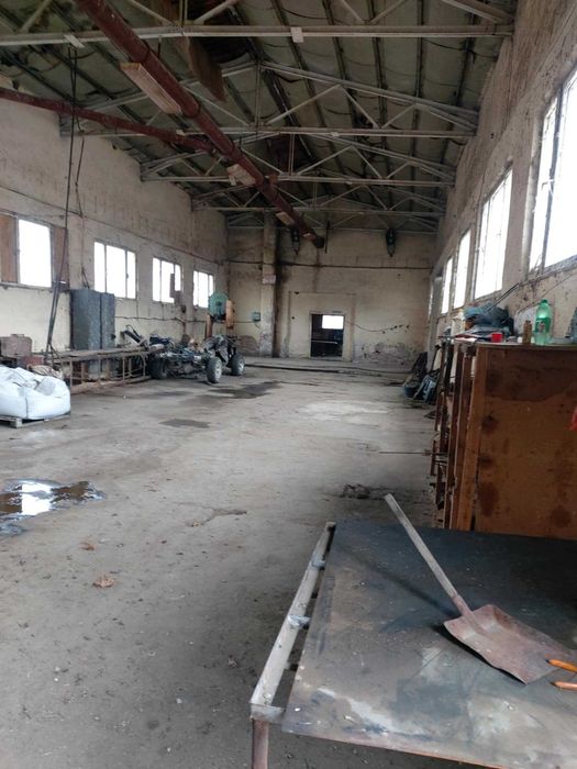 Давам под наем цех и гатер