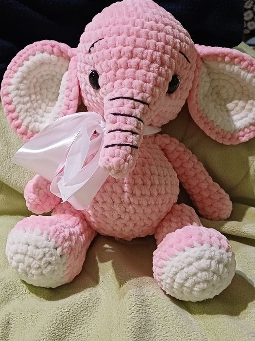 Плюшени играчки различни