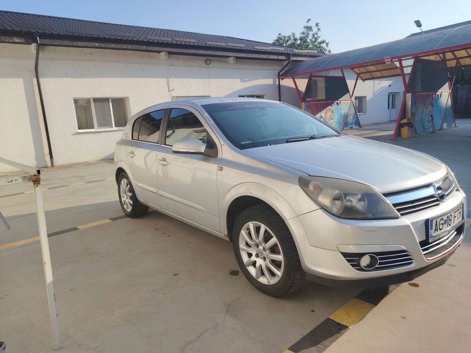 Vând Opel Astra h