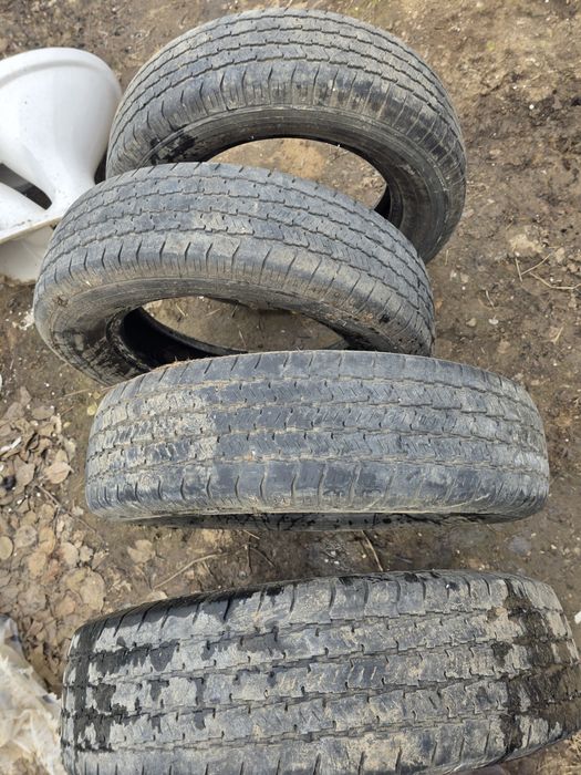 Шины летние  б/у