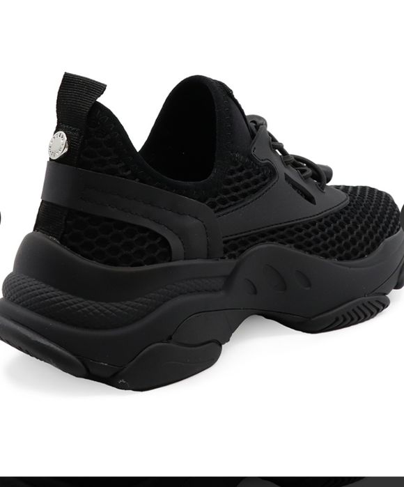 Steve Madden/ 37/