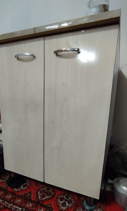 Продается шкаф в хорошем состоянии