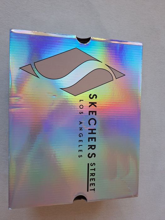 Оригинални нови високи детски кецове Skechers размер 31