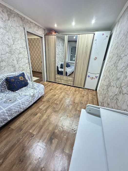 Продам двух комнатную квартиру