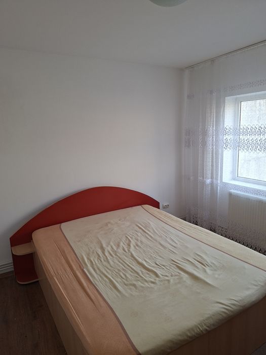 Închiriez apartament 2 camere