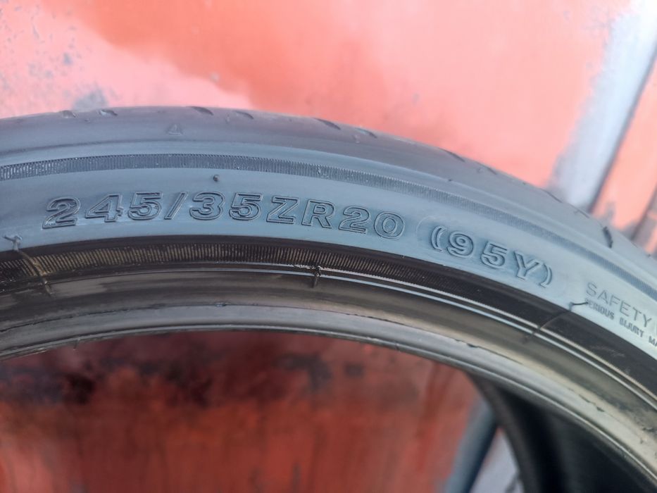 245/35/20 Bridgestone Дот 1322