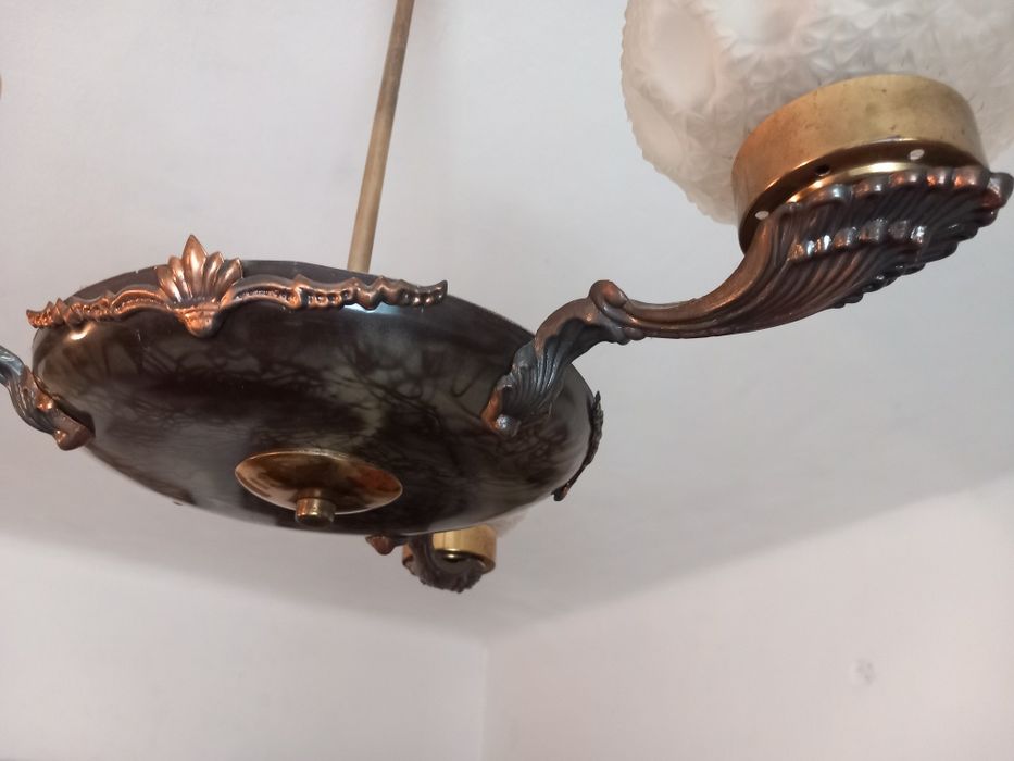 Candelabru/lustra cu 3 brate si abajururi sticla