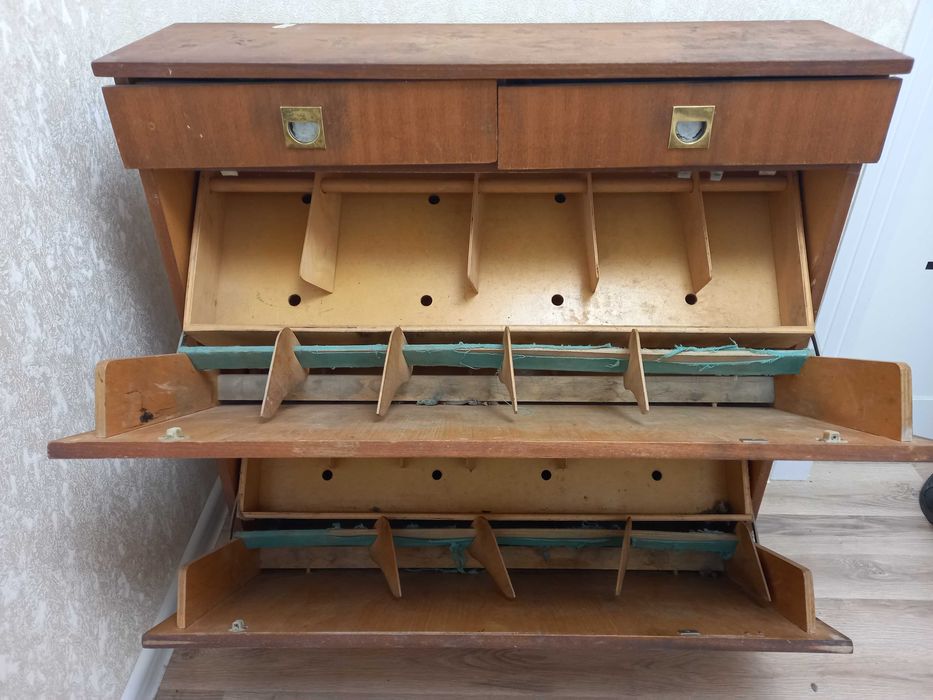 Шкаф для обуви продаю