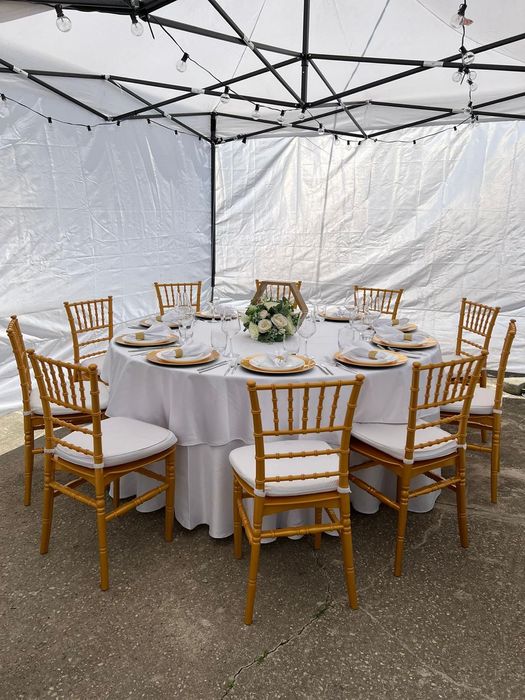 Inchiriez cort evenimente  , mese , scaune ,aranjamente florale