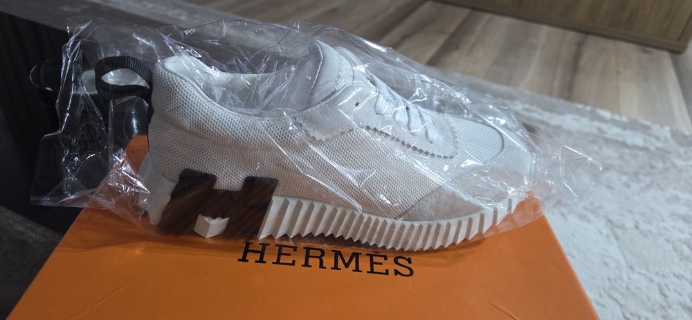 Sneakers Hermes mărimea 39