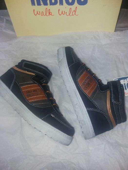 Нови Clarks/ indigo. Оригинали детски обувки. н.31