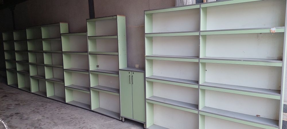 Продам стилажи  б.у состояние хорошое