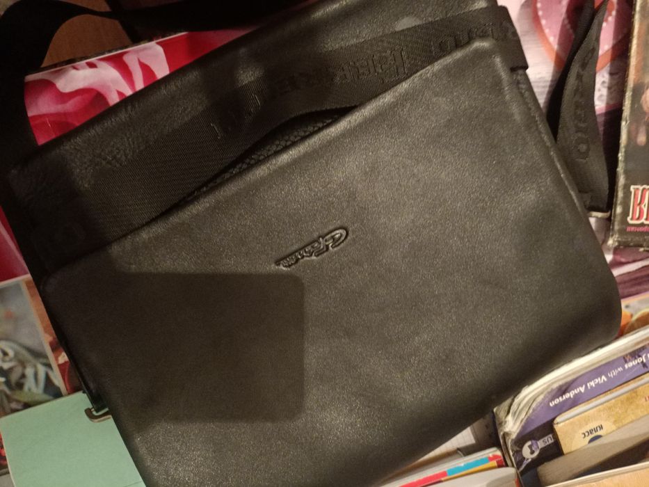 Сумка кожаная ferretti