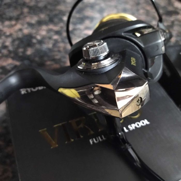 Макара Ryobi VIRTUS 5000 + подарък