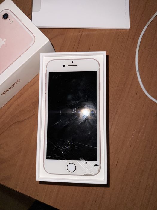 Iphone 7, на запчясти