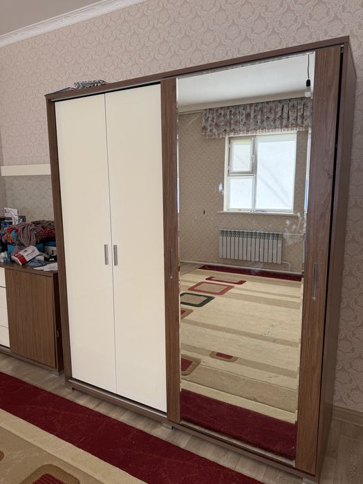 Шифонер тумба бар сататын зат көп, ред бар