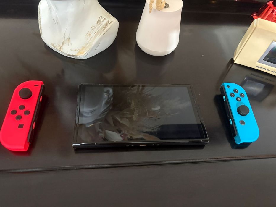 NINTENDO SWITCH /Impecabil/Germania