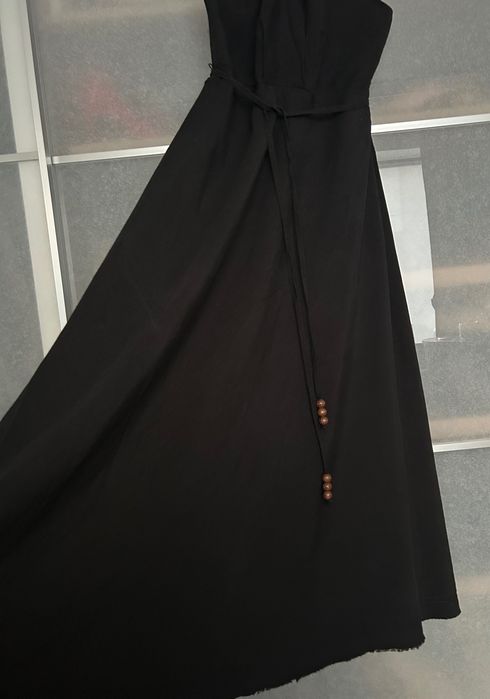 Rochie spate gol clos ZARA
