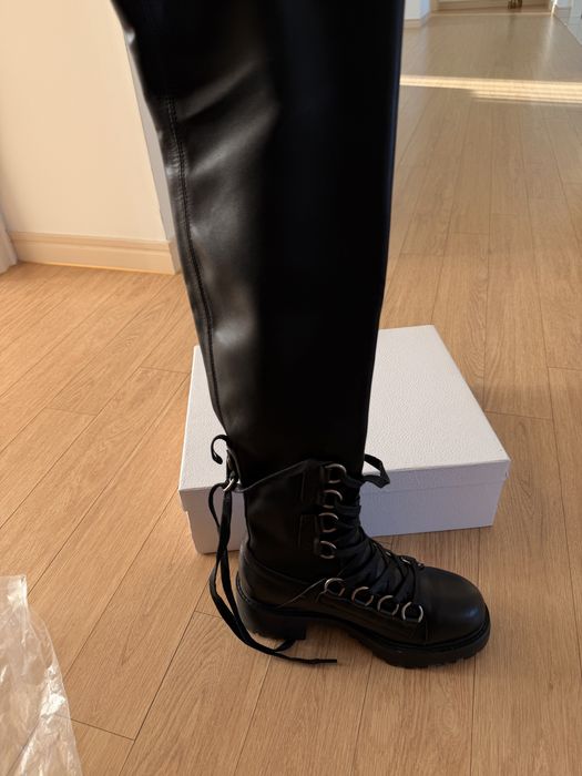 Продам сапоги dior